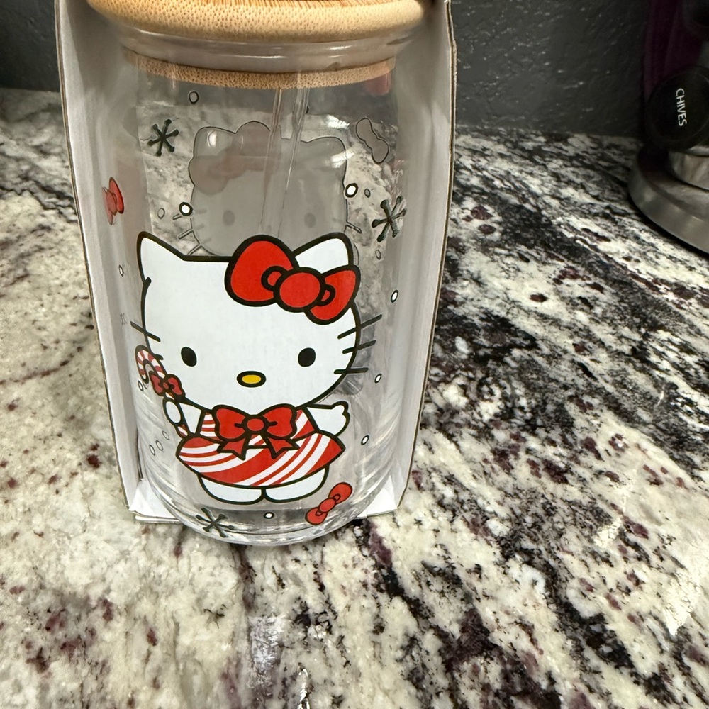 Hello Kitty Glass Tumbler with Bamboo Lid and Straw